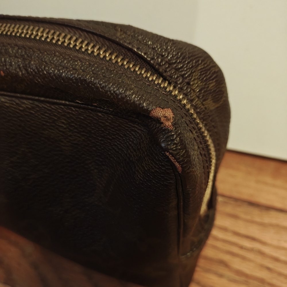 Louis Vuitton Monogram Trousse Toilette Cosmetic Bag - Picture 3 of 13